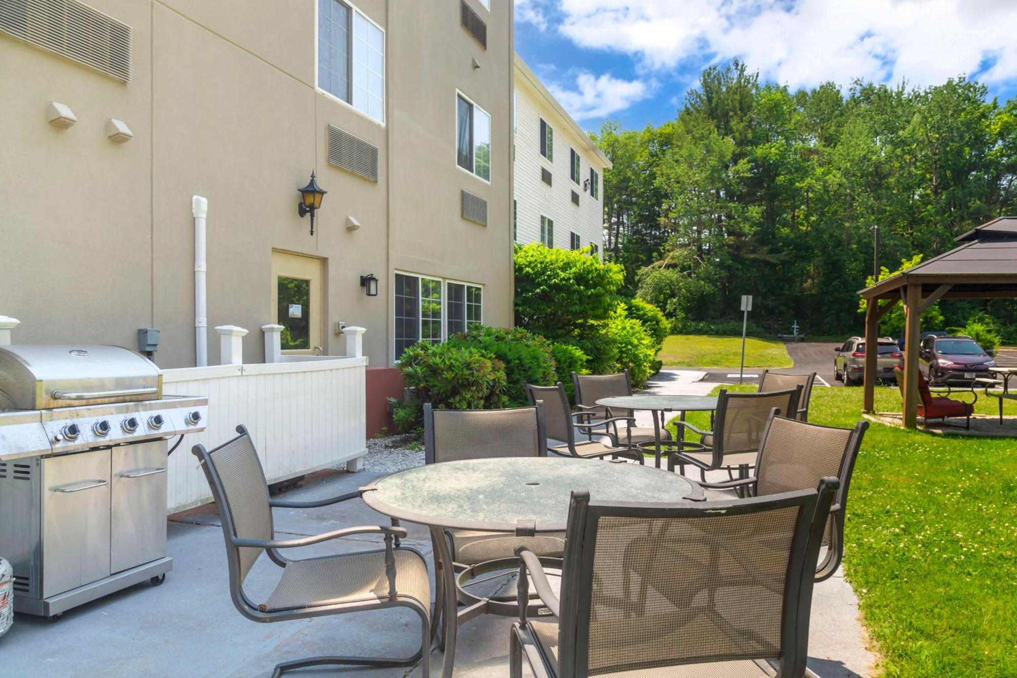 Best Western Plus Berkshire Hills Inn & Suites Pittsfield Exteriér fotografie